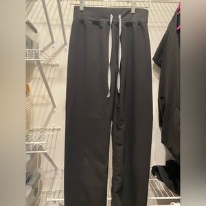Women’s figs scrub pants